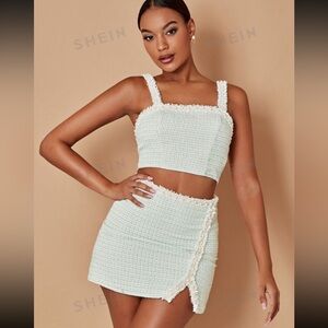 Plaid Pattern Trim Cropled tweed cami and skirt